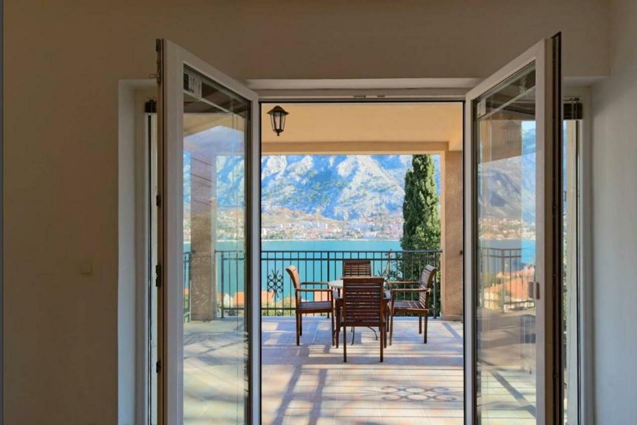 Sun Apartment Kotor Exteriör bild